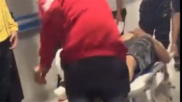 فيديو وفاة شاب بعد دخول مستشفى المطرية بالطوارئ بسبب الإهمال..ما القصة؟
