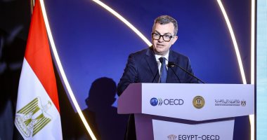وزير التخطيط يلقي الكلمة الإفتتاحية بختام البرنامج القُطري مع منظمة التعاون الاقتصادي