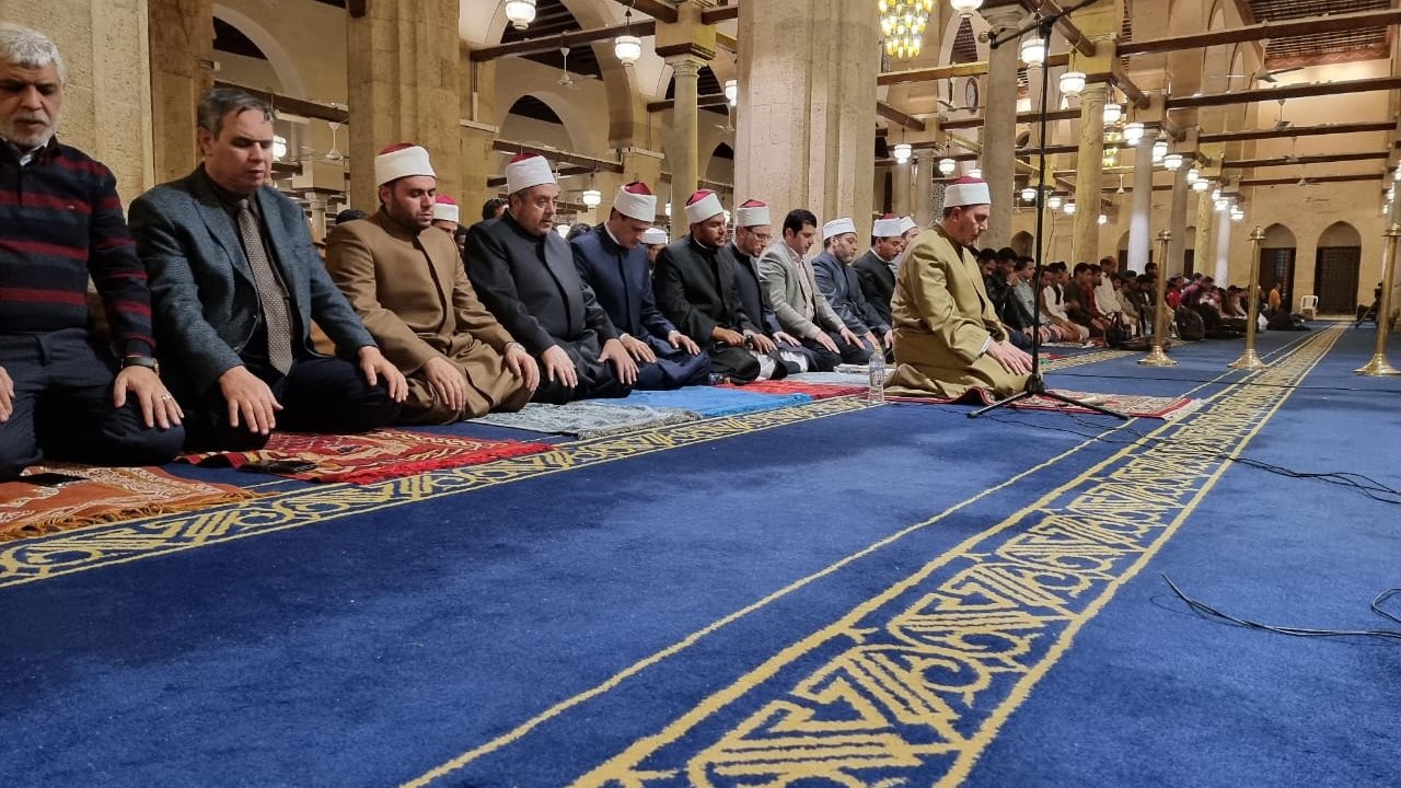 التهجد كم ركعة ؟ .. وكيفية أدائها في المنزل