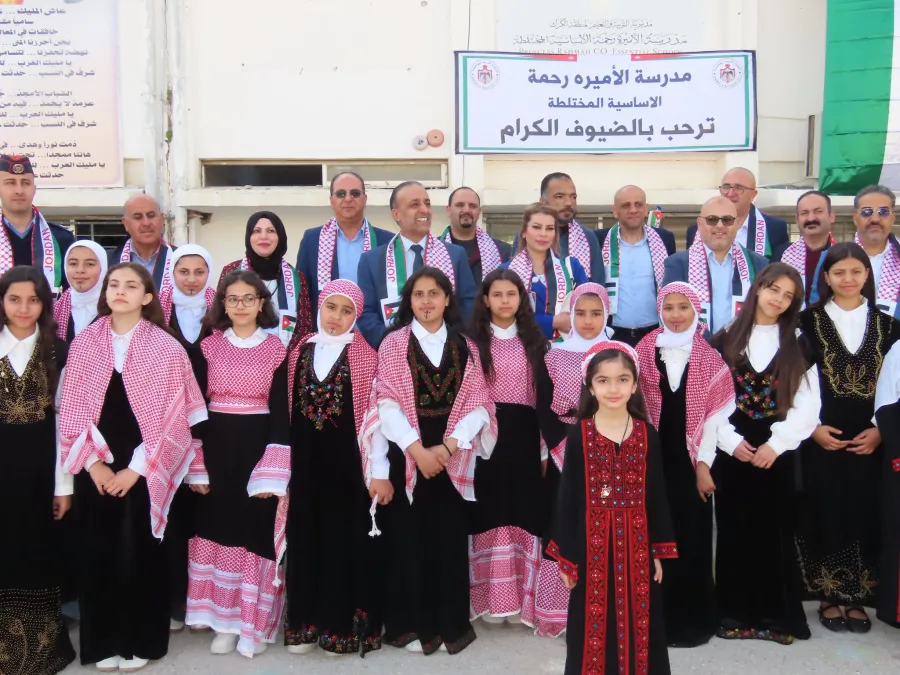 تربية الكرك تحتفل بيوم العلم الأردني