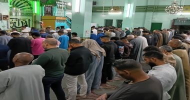 صلاة التراويح من مسجد مصنع السكر بكوم أمبو