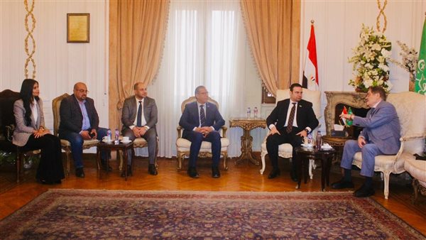 تحالف ليبرالي بين «الوفد» و«العدل» لتوحيد المواقف السياسية| تفاصيل