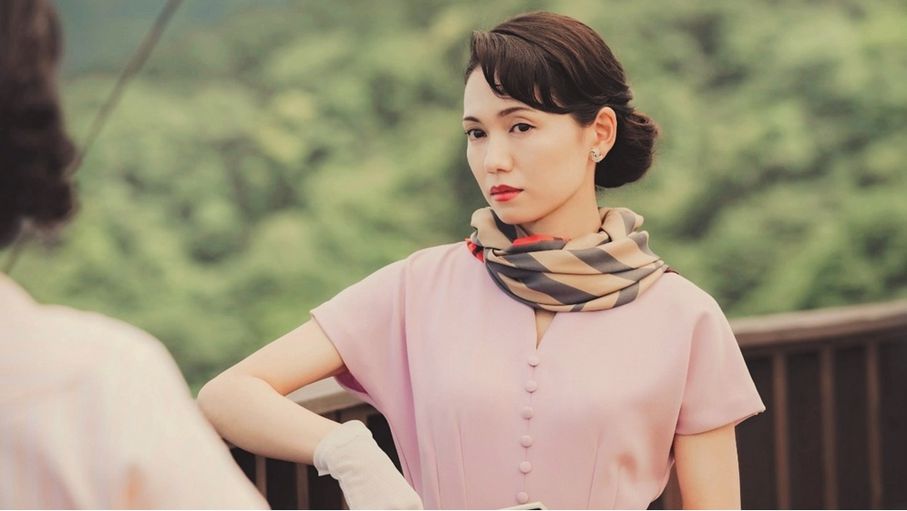 الفيلم الياباني "منظر باهت للتلال": ذاكرة تسير على حافة اليقين