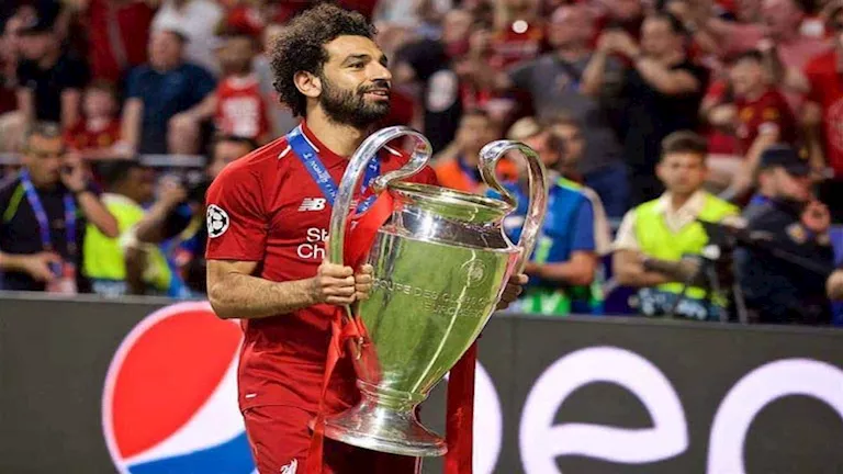 غياب صلاح ووجود مصري آخر.. أعلى 5 لاعبين عرب قيمة تسويقية