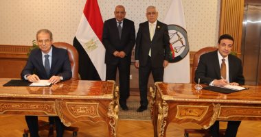 وزير الكهرباء والنائب العام يشهدان توقيع برتوكول تدريب الإدارات القانونية ومأمورى الضبط