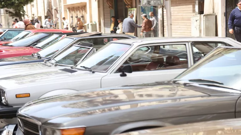 شاهد 25 صورة من احتفالية كرنفال نادي السيارات للطرزات الكلاسيكية