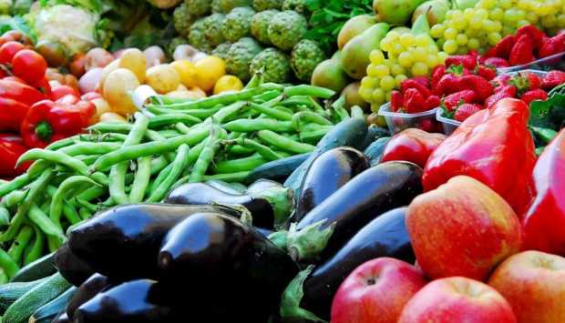 استقرار نسبي في أسعار الخضروات اليوم.. الطماطم من 10 لـ25 جنيها
