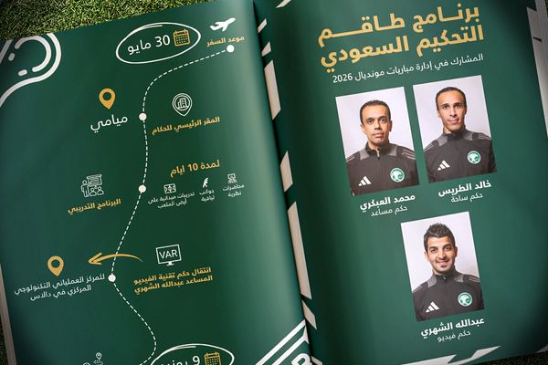 طاقم التحكيم السعودي يتوجه إلى أميركا لبدء البرنامج الإعدادي