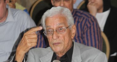 بيت الشعر العربى يحتفى بالتجربة النقدية والإبداعية للناقد الكبير يوسف نوفل