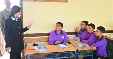 محافظ البحيرة تتفقد مدرسة الشهيد كارم صباح لمتابعة انتظام العملية التعليمية