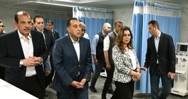 رئيس الوزراء يتفقد مبني الغسيل الكلوي الجديد بمستشفى العريش العام