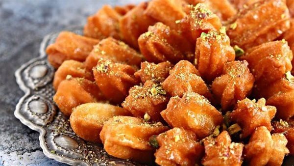طريقة عمل بلح الشام بالمقادير والخطوات، ألذ تحلية رمضانية