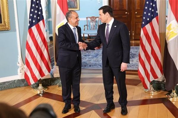 وزيرا خارجية مصر وأمريكا يبحثان تطورات المفاوضات مع إيران