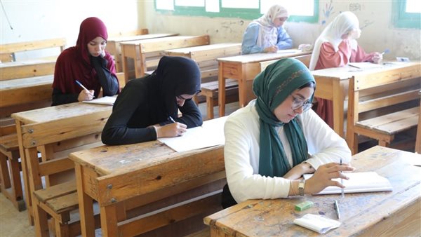 امتحانات الثانوية الأزهرية 2026، توزيع درجات جميع مواد العلمي والأدبي والحد الأدنى للنجاح