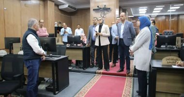 محافظ الوادي الجديد تتابع جهود المراكز في ضبط الأسعار ومتابعة الأسواق