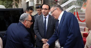 محافظ الإسماعيلية يصل ديوان عام المحافظة لمباشرة مهام عمله
