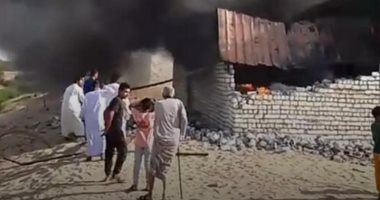 السيطرة على حريق مخزن بلاستيك بكلابشة