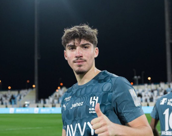 الهلال يستعيد يوسف أكتشيشيك أمام ضمك