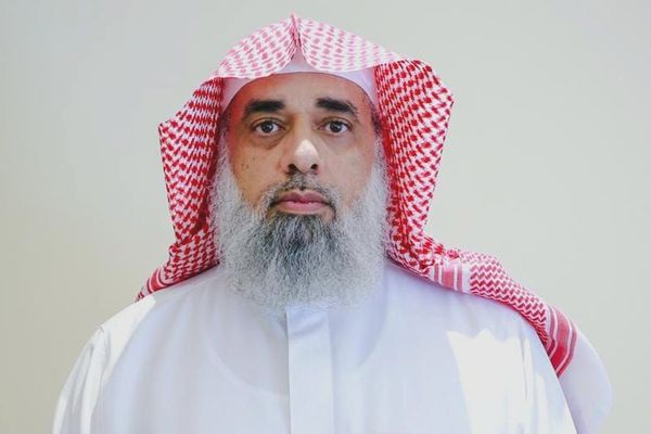 الشيخ خالد الراشد يشكر القيادة الرشيدة بمناسبة ترقيته للمرتبة الرابعة عشرة