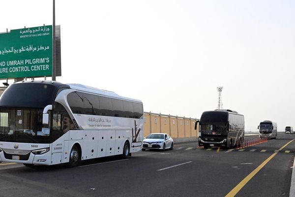 منظومة النقل والخدمات اللوجستية تكمل جاهزيتها لخدمة ضيوف الرحمن لموسم حج 1447هـ
