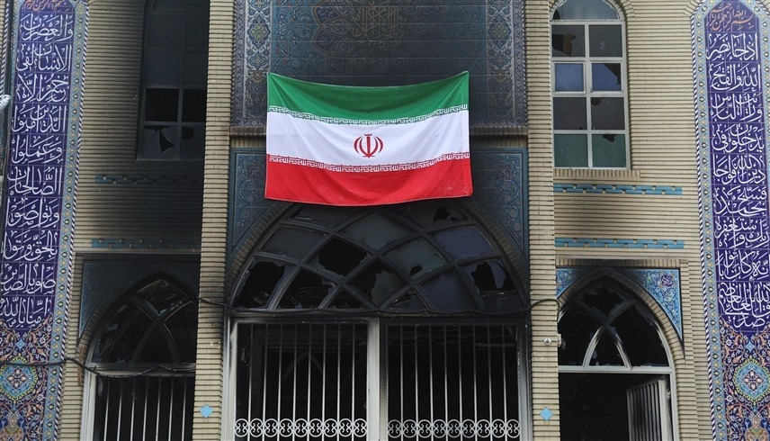 طهران تلوح بـ"القوة المميتة".. حملة اعتقالات جماعية لمنع انتفاضة شعبية