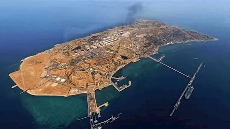 انفجار قرب جزيرة خرج الإيرانية