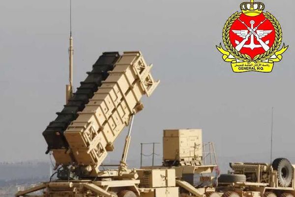 الدفاع الجوي الكويتي يتصدى لعدد من الأهداف الجوية المعادية دون وقوع إصابات
