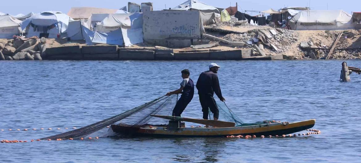 صيادو غزة يواجهون الانهيار.. مئات الضحايا وآلاف الأسر بلا مصدر رزق