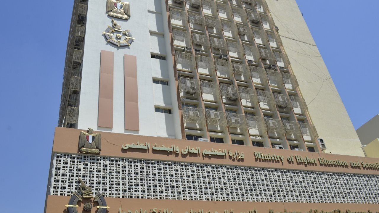 أكاديمية البحث العلمي تعلن عن ورشة تدريبية دولية افتراضية حول تقنيات الزراعة الخضراء