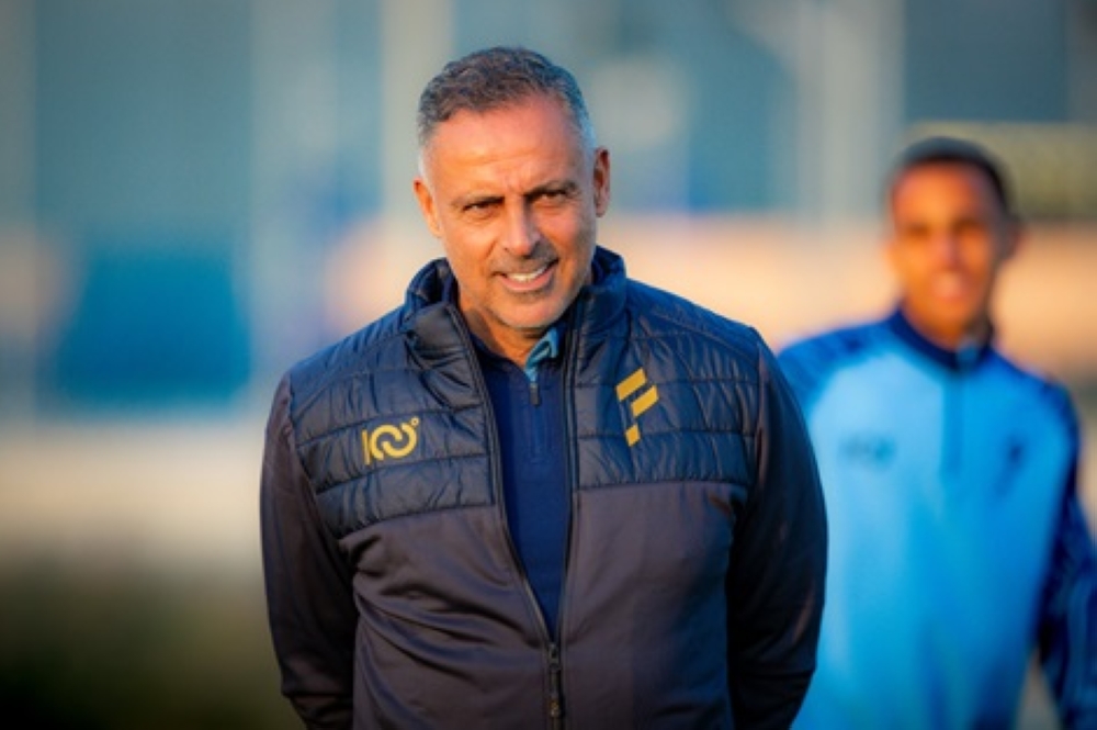 حساب الفتح يثير الجدل قبل مباراة الهلال