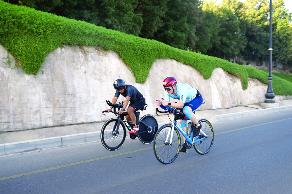 الألماني كريستوف يتوج ببطولة الشرق الأوسط «اكتشف عُمان للرجل الحديدي 70.3»