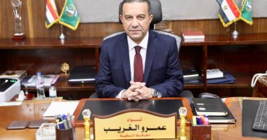 محافظ المنوفية يكرم أحمد البرماوى لشجاعته فى إنقاذ فتاة من الغرق
