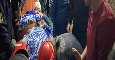 في استجابة إنسانية عاجلة.. أمن الغربية ينقذ سيدة عاجزة عن الحركة