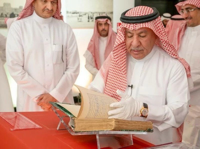 مخطوطات نادرة توثق تاريخ الدولة السعودية في معرض «أصول الخيل»