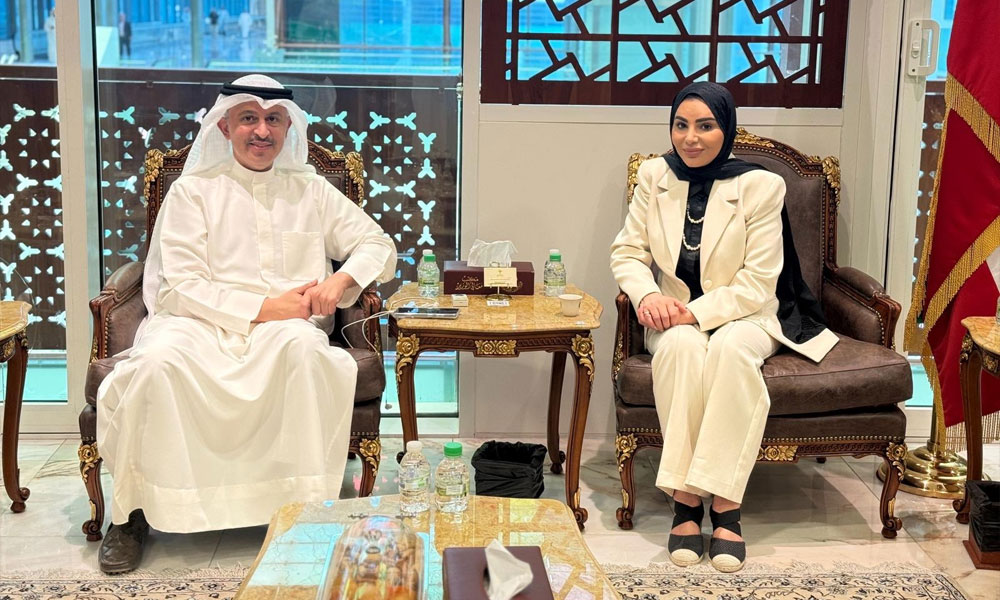 وزيرا الشؤون والتجارة يبحثان آليات تطوير تسويق المنتجات الزراعية المحلية