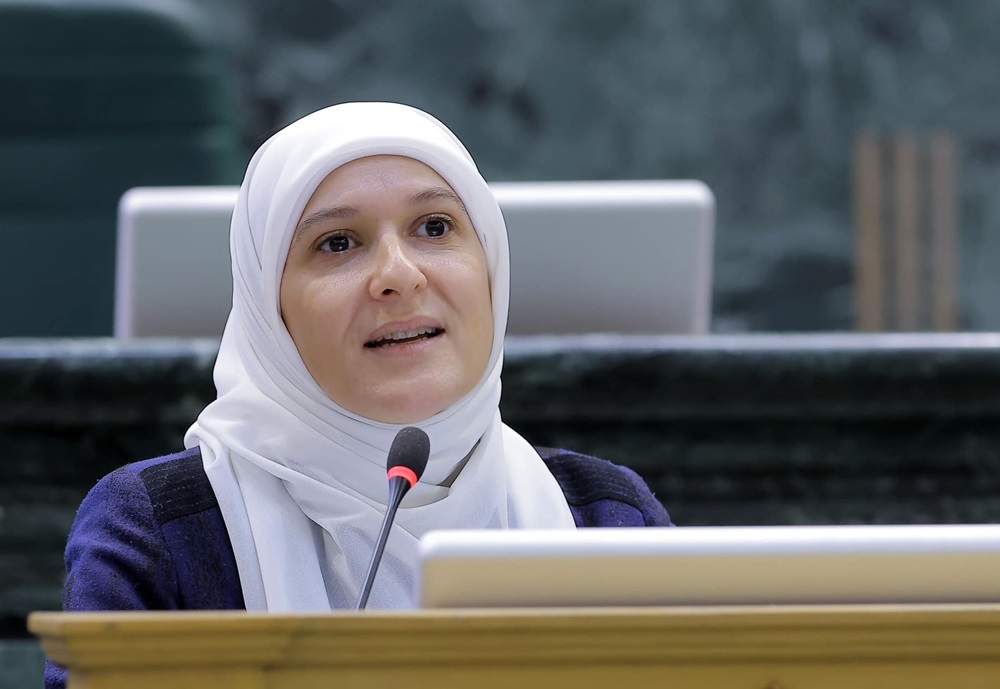 جو 24 : النائب النمور تسأل جعفر حسان عن إتفاقية سكة حديد العقبة الموقعة مع الإمارات