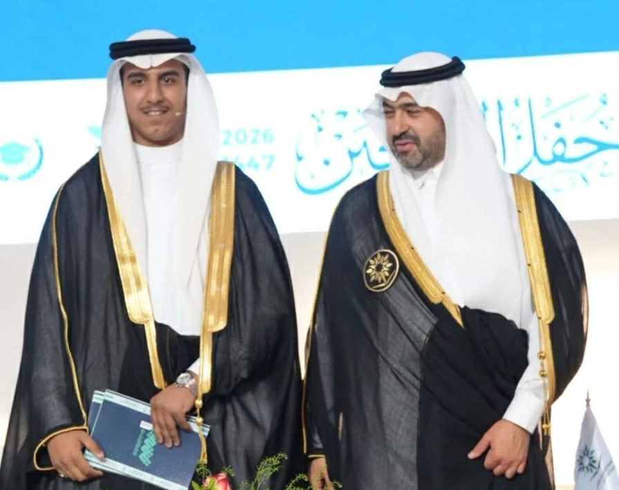 العسيري والكعبي يحتفيان بتخرجهما من «تقنية تبوك»