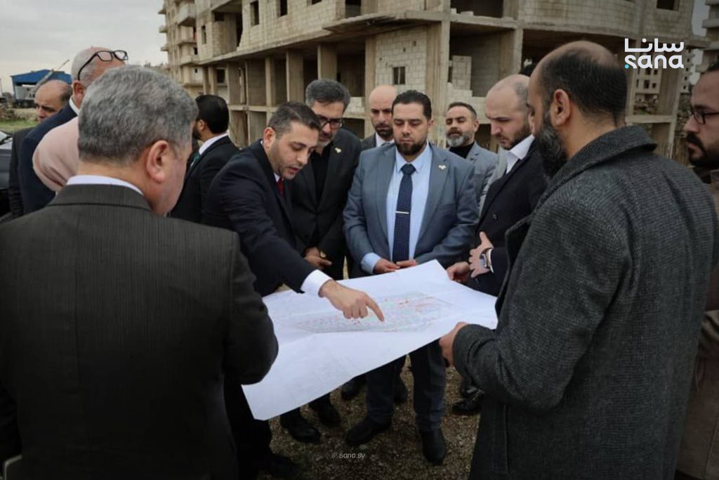 متابعة حكومية لمشاريع الإسكان… وزير الأشغال يتفقد أعمال الجزيرة التاسعة بحمص