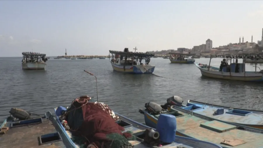استشهاد صياد برصاص الاحتلال في بحر دير البلح
