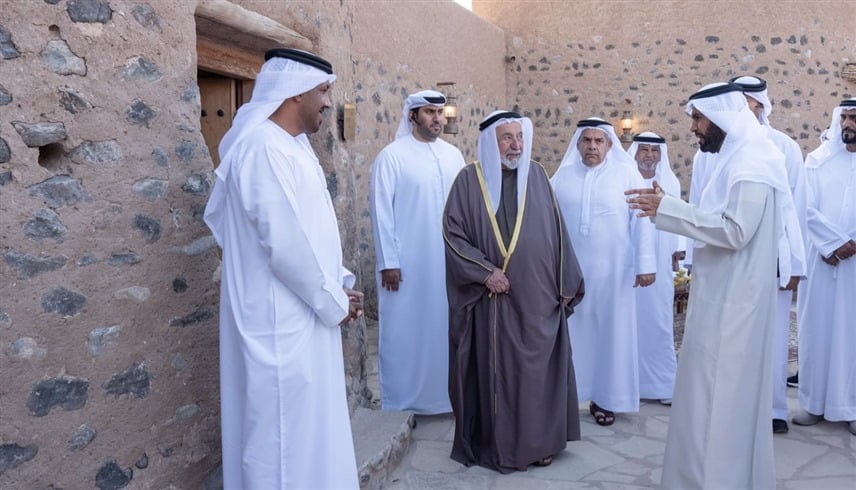 سلطان القاسمي يفتتح مشاريع "فِلي التراثية"