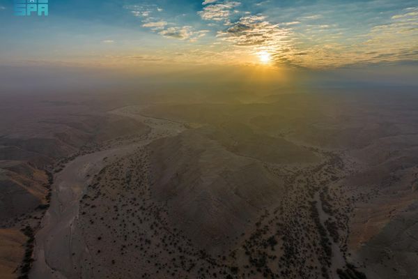 توقيع عقود استثمارية لتطوير 3 متنزهات وطنية بالرياض والحدود الشمالية