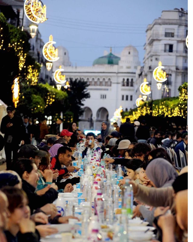 توابل منزلية و«وزيعة» في الجزائر