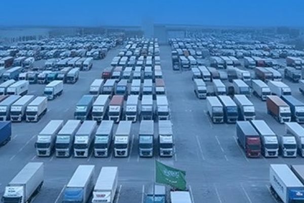 إنشاء منطقة تفويج الشاحنات في ميناء جدة الإسلامي