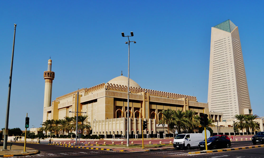 مسجد الدولة الكبير يعتذر عن عدم استقبال مرتاديه لصلاتي عيد الفطر والجمعة