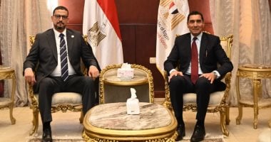 وزير الشباب والرياضة يلتقى نظيره الليبى لبحث سبل تكثيف التعاون المشترك