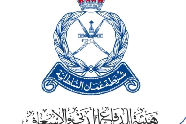 هيئة الدفاع المدني والإسعاف تستجيب لحريق في خزانات الوقود بميناء صلالة