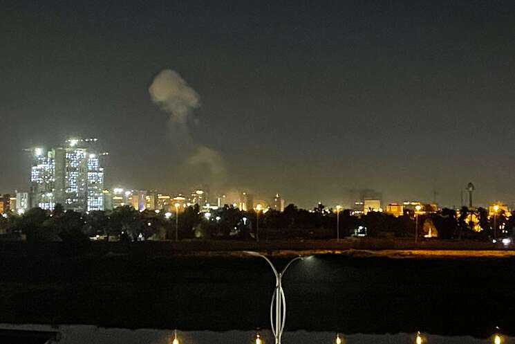 مسيّرات وصواريخ تهاجم السفارة الأمريكية في بغداد