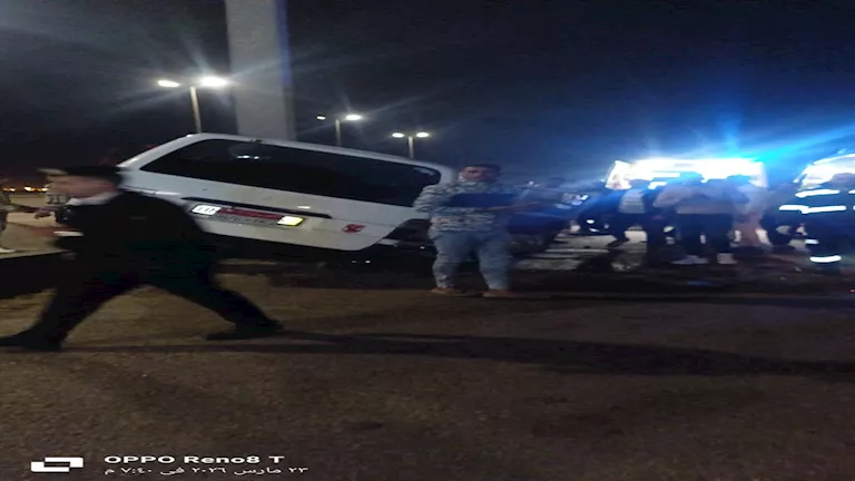 14 مصابًا في تصادم ميكروباص بعامود إنارة على الطريق الدولي بالإسكندر