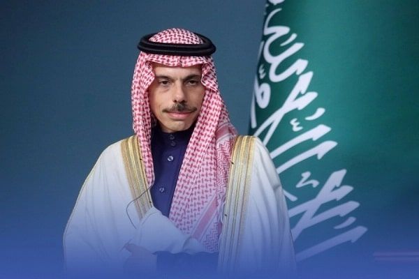 السعودية تبحث مع روسيا ومصر جهود الحفاظ على استقرار الشرق الأوسط