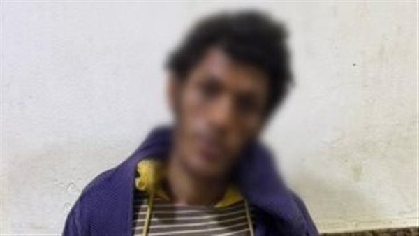 الأمن يكشف تفاصيل واقعة تحطيم سيارة بقطعة حديدية بعد تداول فيديو
